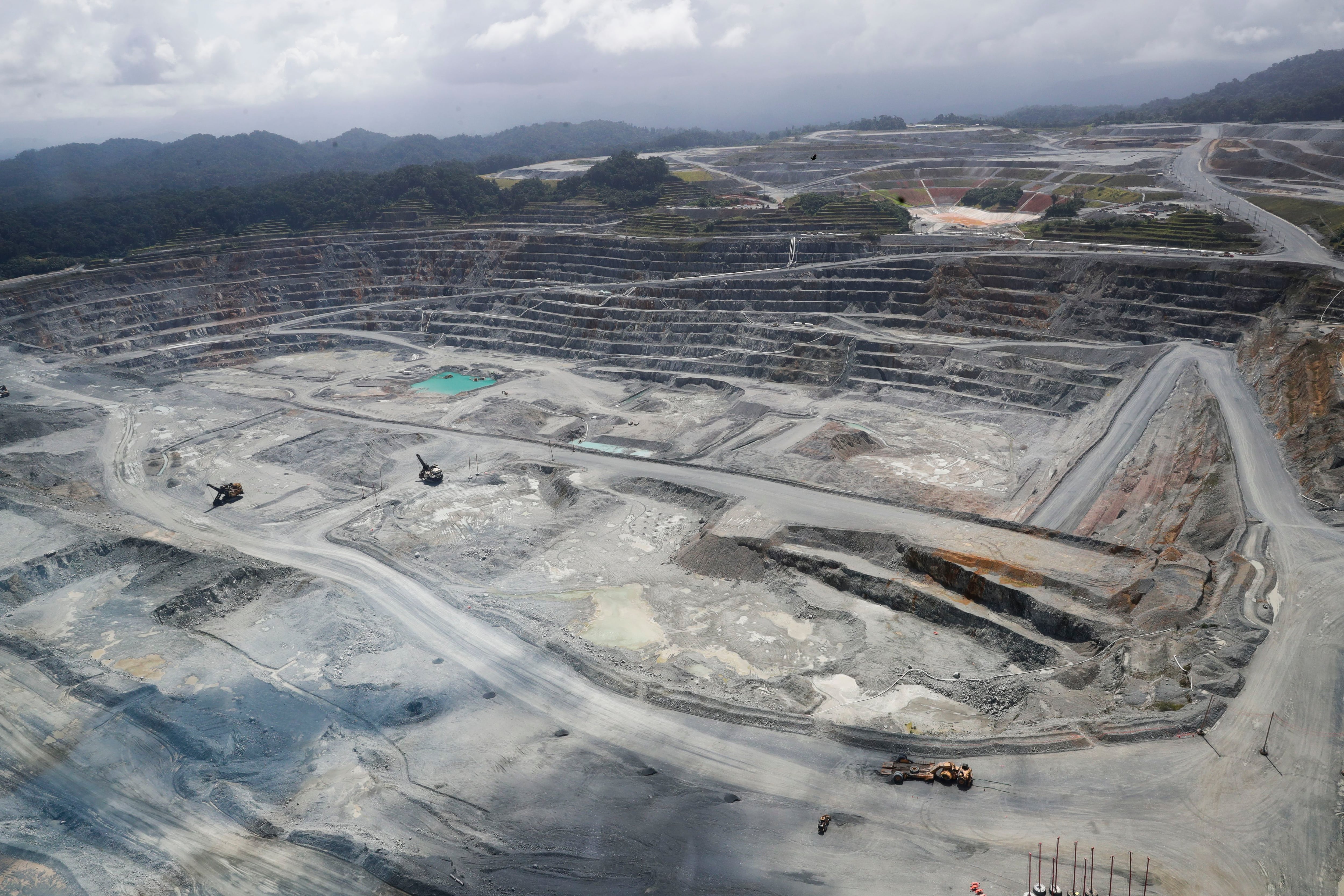 Preocupa a los inversionistas el impacto que tendrá el cierre de la mina en la economía panameña y el costo que tendrá que pagar por el arbitraje. EFE/Bienvenido Velasco
