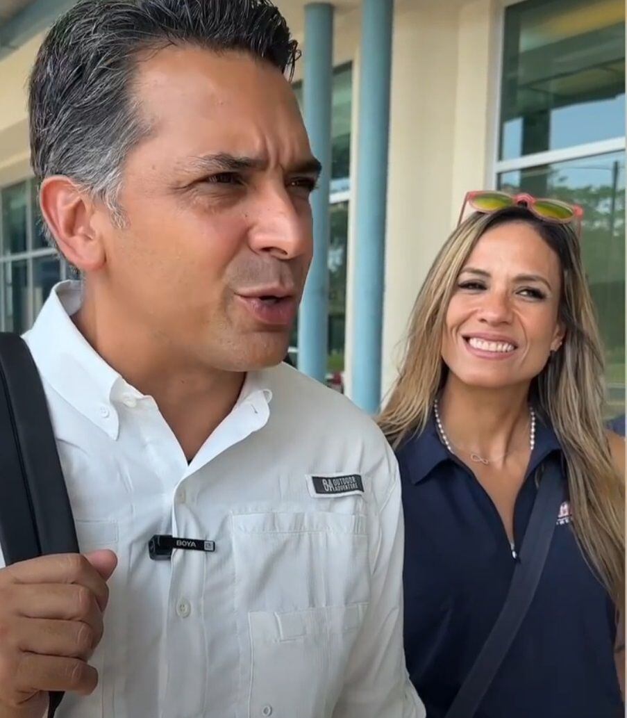 Yira Gorrichátegui, prometida del candidato Ricardo Lombana, estuvo junto a él cuando votó en Atlapa y lo acompañó hasta su visita a la provincia de Colón. Foto tomada de Instagram. 