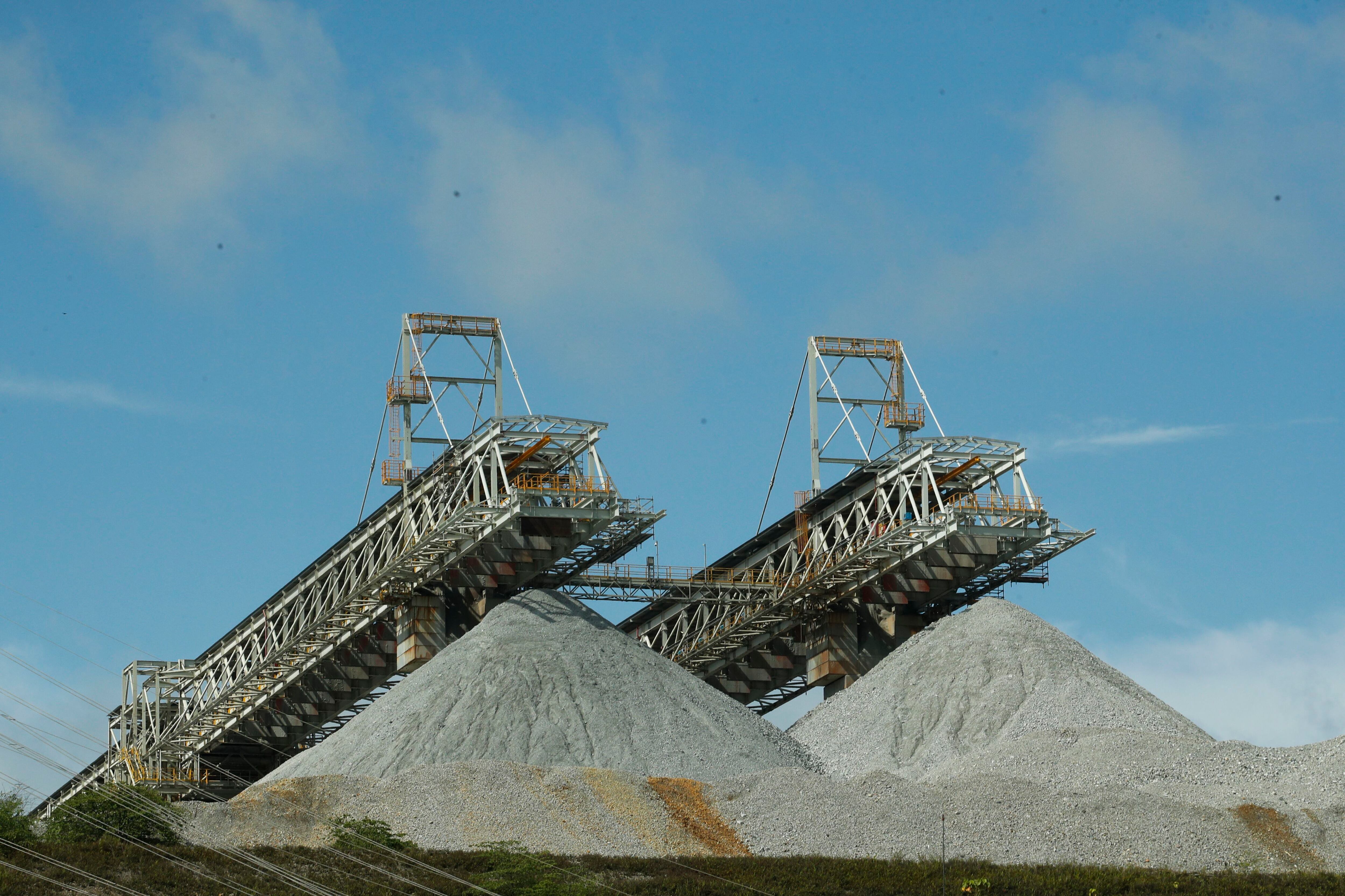 El cierre de la mina restará al crecimiento económico de Panamá.  EFE/Bienvenido Velasco
