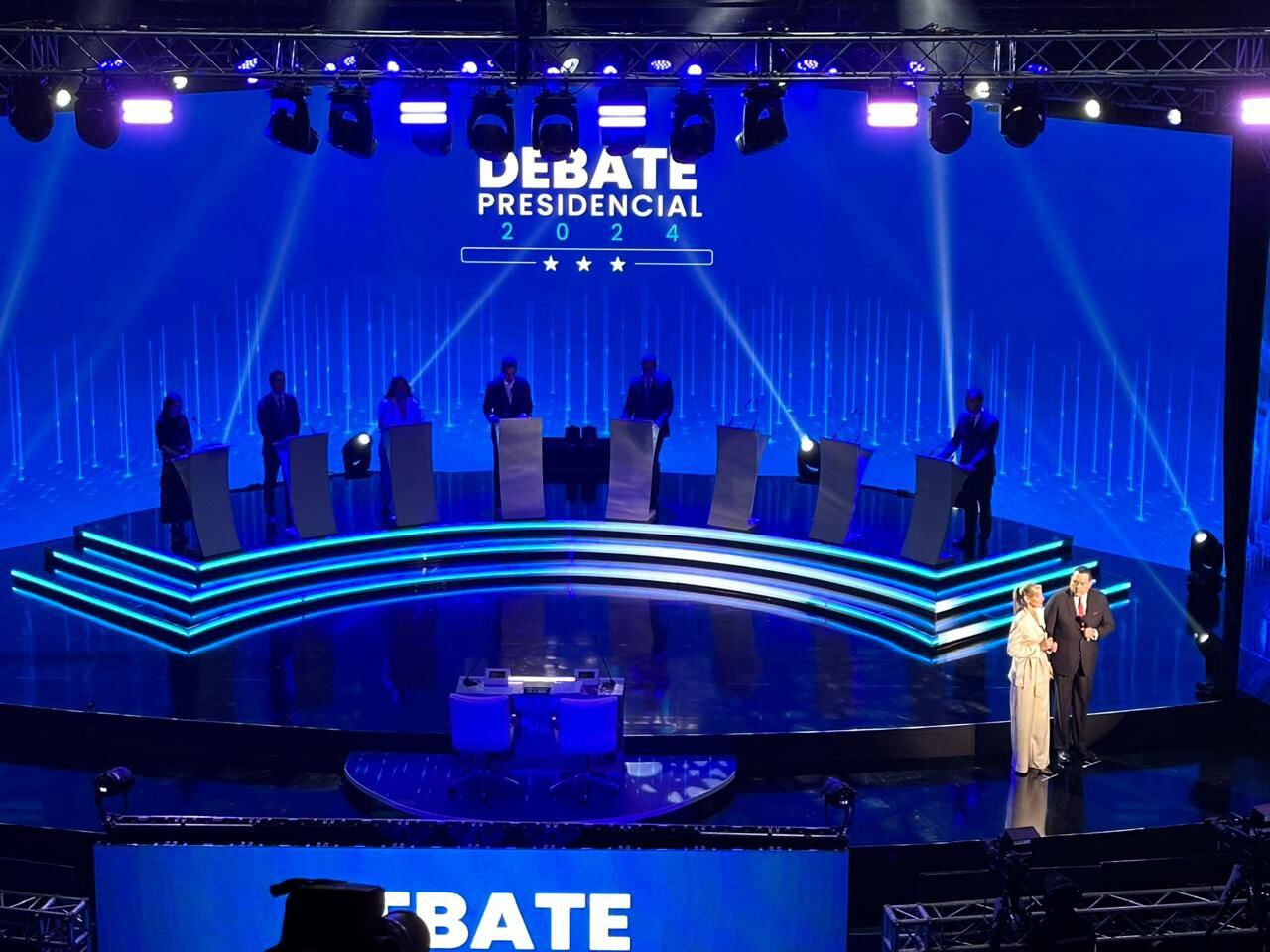 Desde Atlapa seis candidatos estuvieron presentes en el último debate presidencial. Agustín Herrera.