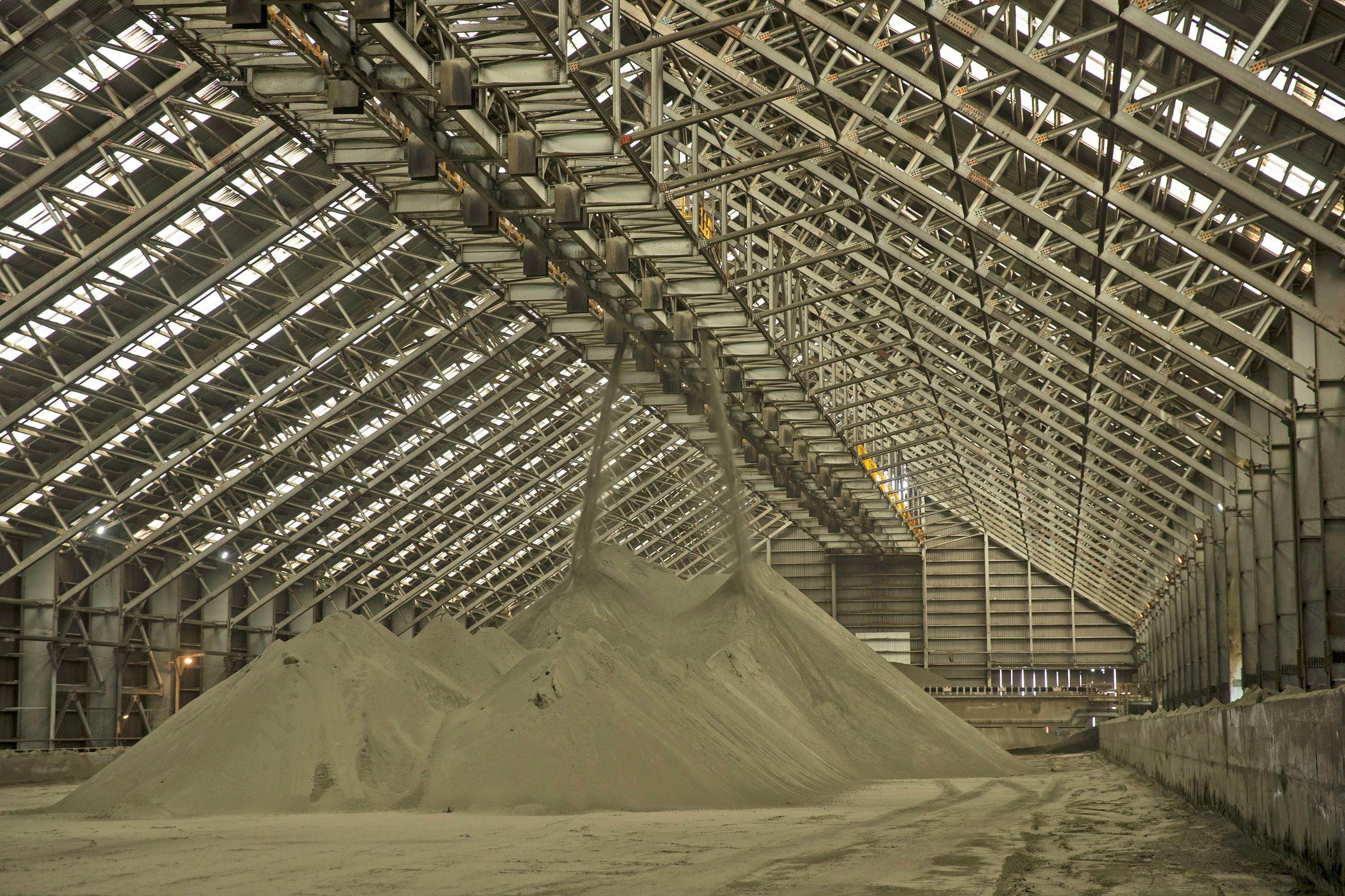Se estima que el concentrado de cobre almacenado en la mina de Donoso tendría un valor de mercado de 200 millones de dólares. Archivo
