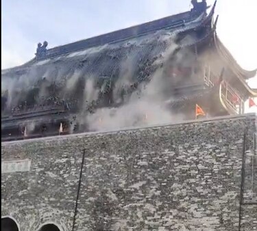 ¿Qué pasó con el techo de la histórica Torre del Tambor de Fengyang? Esto es lo que se sabe