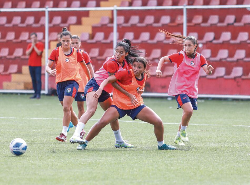 Técnico Quintana reconoce que la lucha por los cupos es férrea