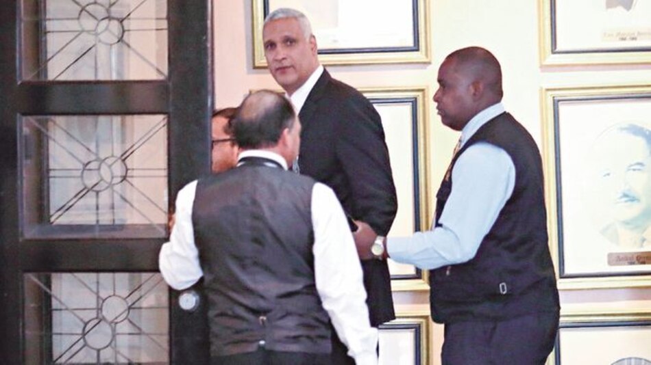 Mejía sustenta cuatro delitos contra Ricardo Martinelli