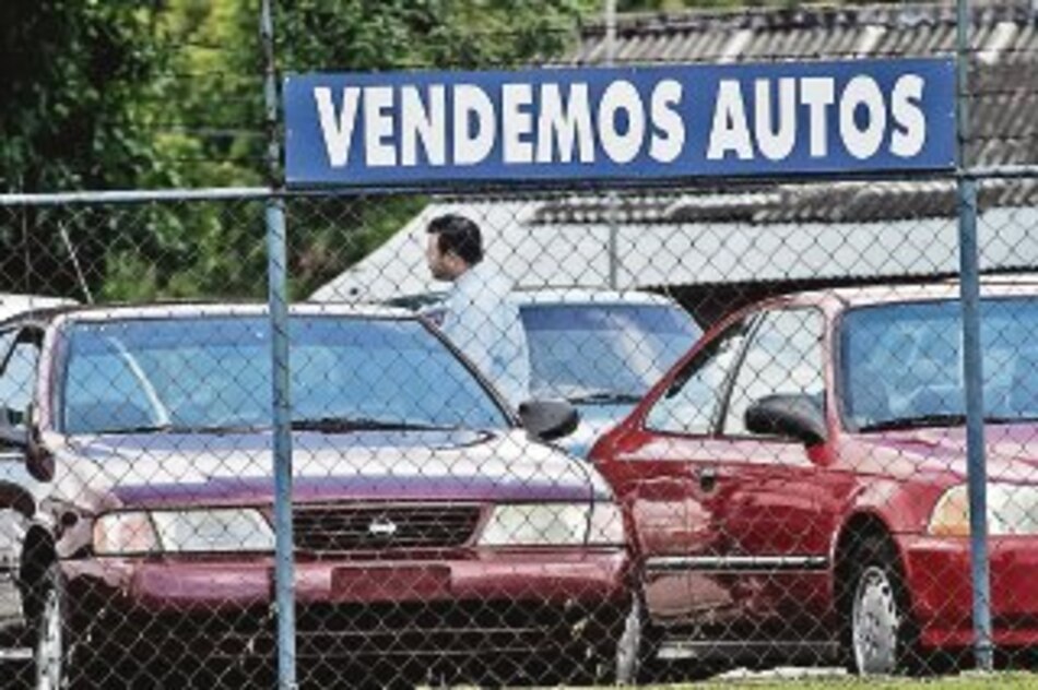 Venta de autos nuevos bajó