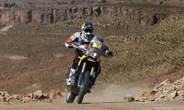 Al-Attiyah gana su quinta etapa y Coma no se confía
