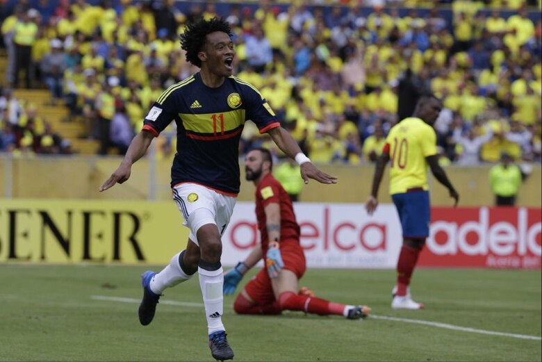 Colombia supera 2-0 a Ecuador y se afianza en zona de clasificación