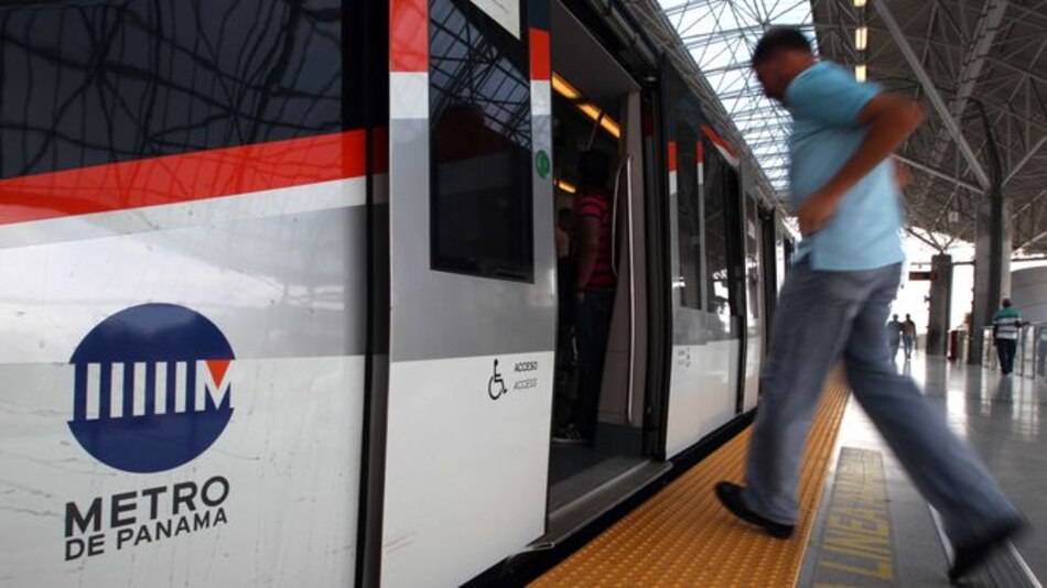 La línea 1 del Metro de Panamá reanuda sus operaciones