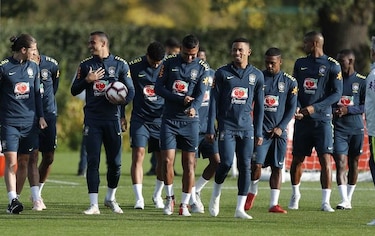 Brasil y Uruguay disputarán amistoso en Londres