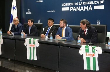 Panameños serán becados por el Córdoba de España
