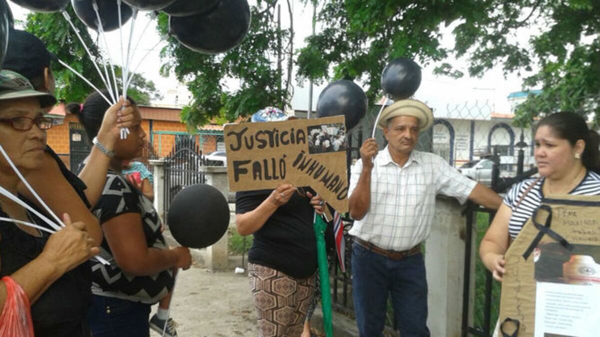 Víctimas del dietilenglicol exigen justicia