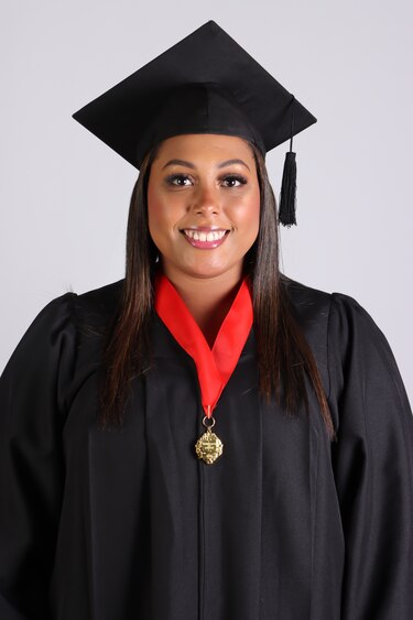 La Universidad de Panamá presenta a los graduados de su Facultad de Derecho y Ciencias Políticas