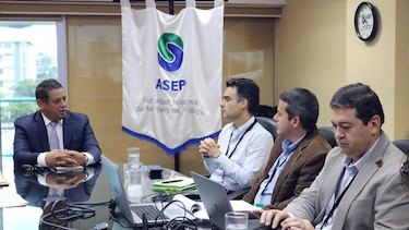 Compañías eléctricas se comprometen a mejorar servicio tras múltiples denuncias de apagones