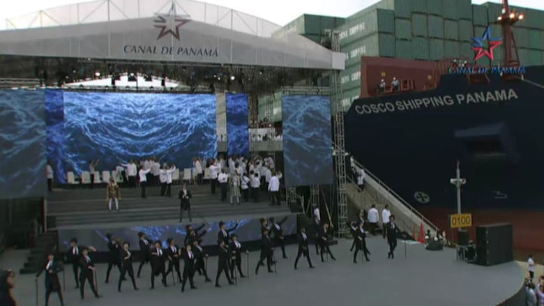 El Cosco Shipping Panamá atraviesa Cocolí y se completa la inauguración del tercer juego de esclusas