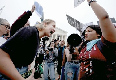 Fallo sobre aborto amenaza derechos de la vida privada: Joe Biden