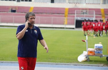 Bolillo Gómez define lista para partidos amistosos de Panamá