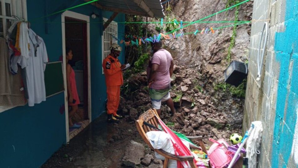 Sinaproc evalúa colapso de un muro en San Miguelito y continúa monitoreo en afluentes