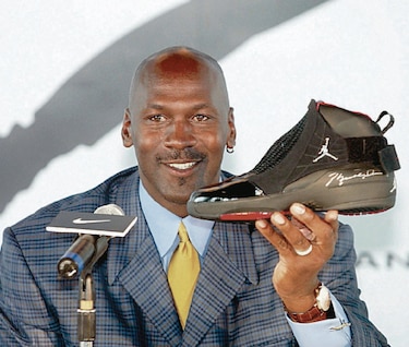 Sotheby’s ofrece zapatillas de Michael Jordan a  $150,000