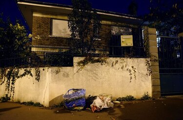 Sur de París: Chaleco suicida podría vincular a sospechoso