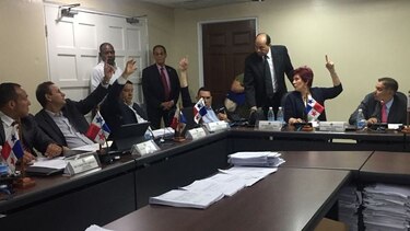 Comisión de Presupuesto rechaza traslados de partidas a cinco entidades