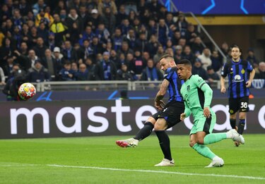 El Inter pone contra las cuerdas al Atlético