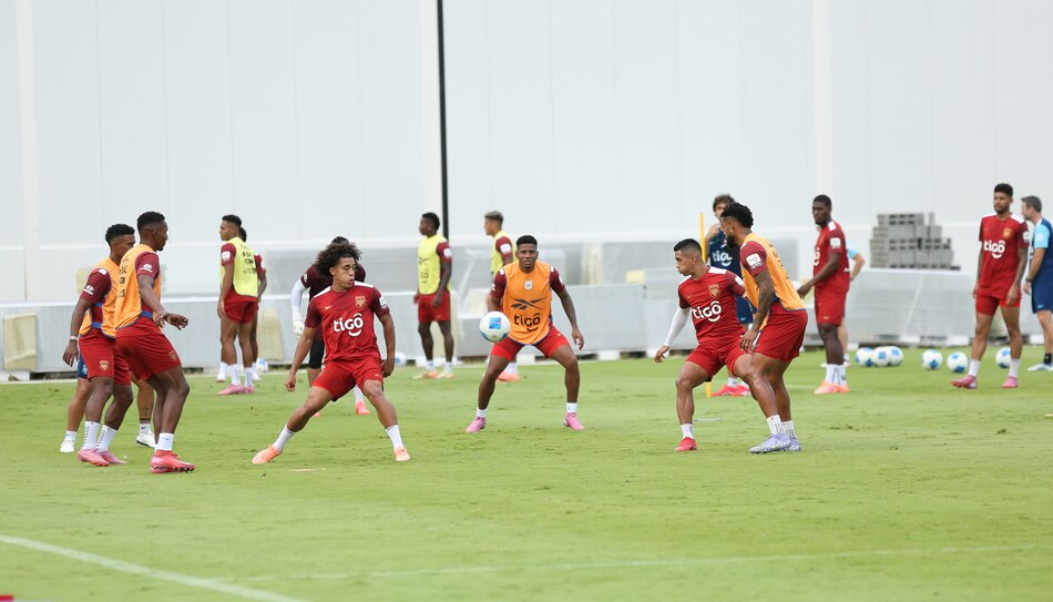 Omar Browne y La Roja están listos para el reto en San Salvador