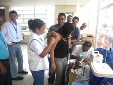 Coordinan controles sanitarios en frontera con Costa Rica
