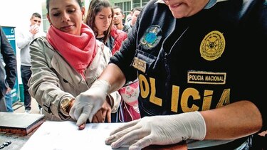 Fin del plazo para miles de venezolanos que buscan ingresar a Perú
