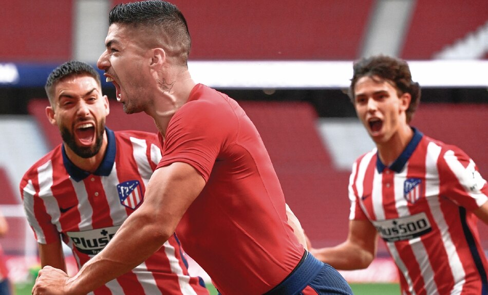 Luis Suárez mantiene vivo el sueño