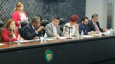 El 19 y 20 de noviembre entrevistarán a los aspirantes a la Defensoría del Pueblo