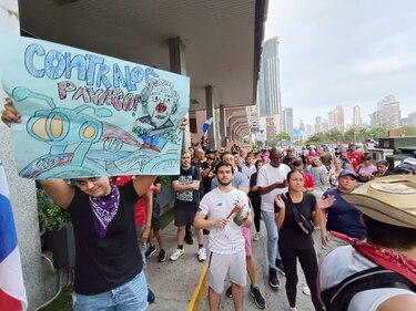 Brunch dominical: ¡Auxilio!