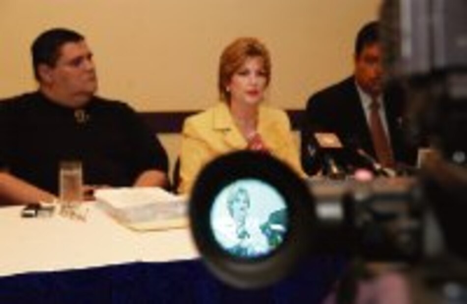 Un hecho, dos versiones y cinco diputados en guerra