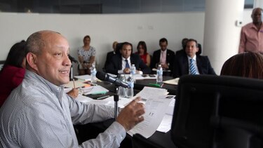 Proyecto que equipara impuesto a bebidas alcohólicas es aprobado en primer debate