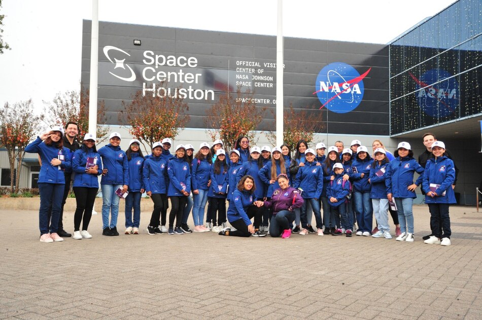 Lanzan el programa ‘Ella es Astronauta’ en Panamá