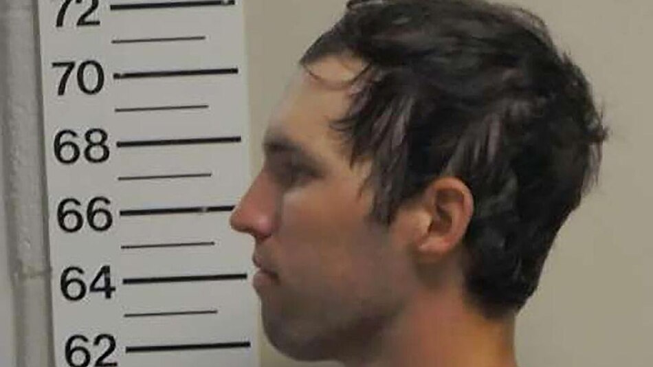 ‘Mira debajo del teclado’: los mensajes con los que Tyler Robinson le confesó a su pareja que había disparado contra Charlie Kirk