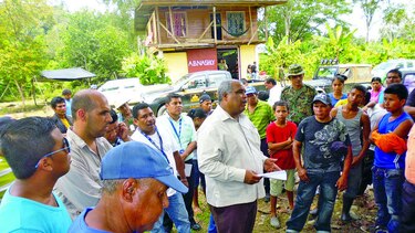Las Delicias sigue a oscuras en siglo XXI