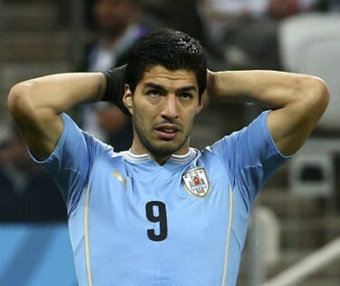 Luis Suárez pide perdón a 'Chiellini y a toda la familia del fútbol'