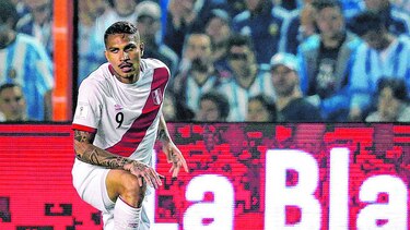 Convocan a Reyna por el suspendido Paolo Guerrero