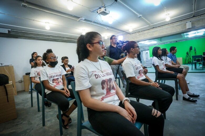 El programa ‘Girls Act’ llega a Panamá, con el fin de reducir los embarazos en adolescentes