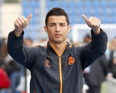 Condenan a periódico por invadir la privacidad de Cristiano Ronaldo