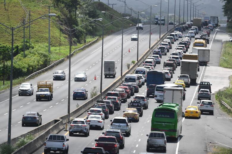 $382 millones y una concesión por 21 años para ampliar y mantener las vías del Centenario y la Autopista Panamá–La Chorrera