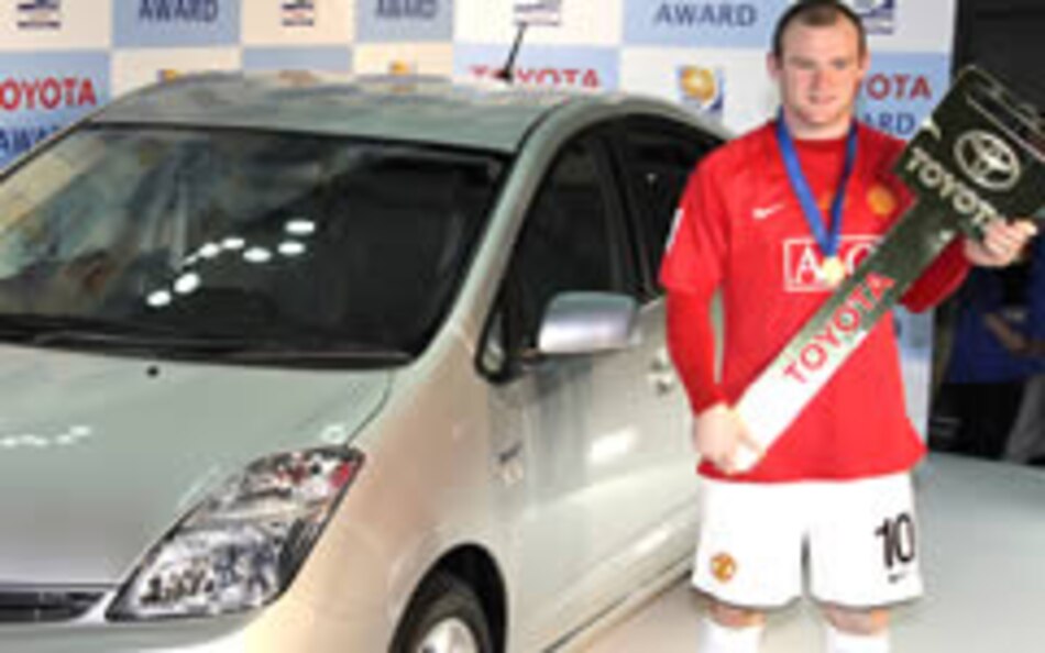 Rooney busca gloria con Inglaterra tras Mundial de Clubes