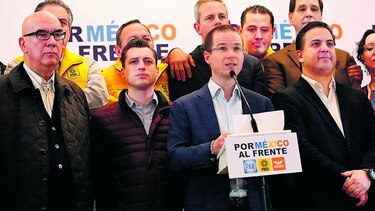 Candidato opositor denuncia persecución