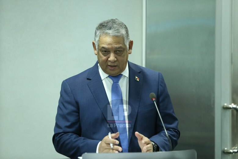 Gobierno pretende revertir el alza en la tarifa eléctrica