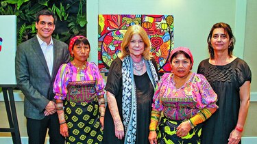 Subasta para el rescate cultural de los indígenas