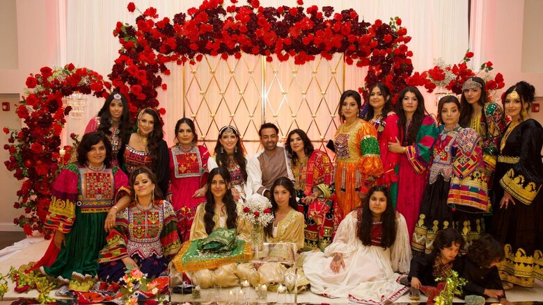 Sammi y Safi, la historia de amor entre un musulmán y una judía que se gestó mientras rescataban personas de las manos del Talibán