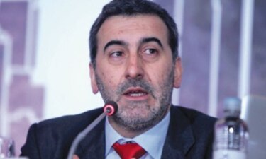 Informar en medio de presiones