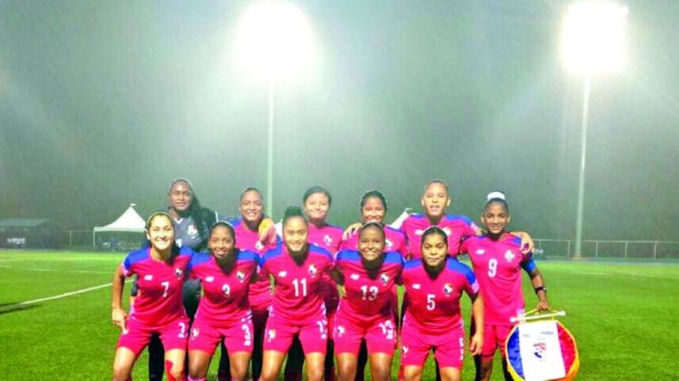 Hoy ante El Salvador