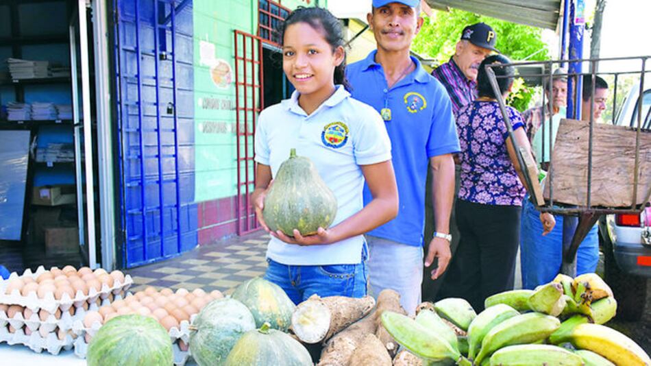 Feria agropecuaria de IPT veragüenses muestra su potencial
