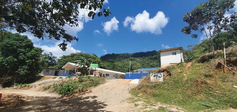 Sin radio o TV, ni señal de celular, el nuevo reto educativo